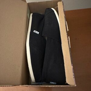 Toms Black Loafers Slip-Ons Casual Shoes